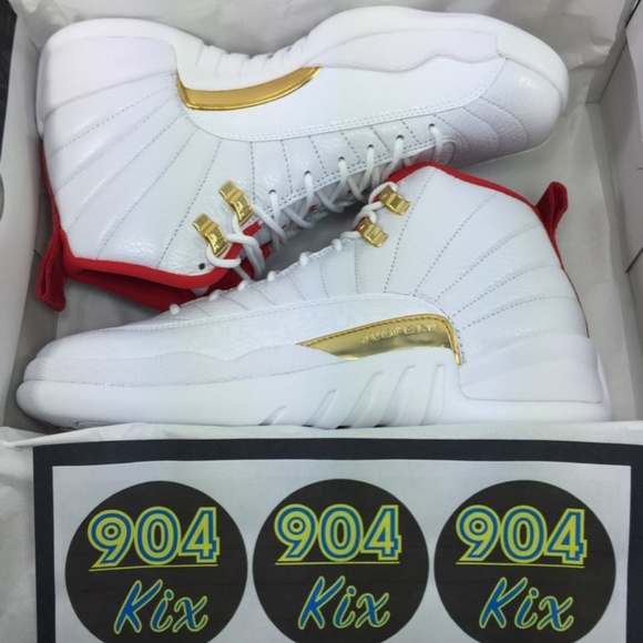 **SOLD!** Air Jordan 12 'FIBA' - Picture 7 of 8